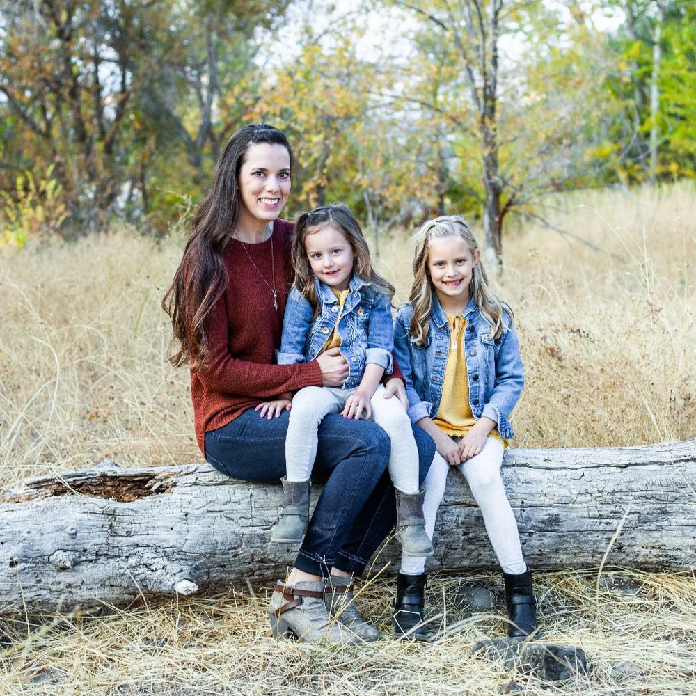 Meet your Posher, Cami